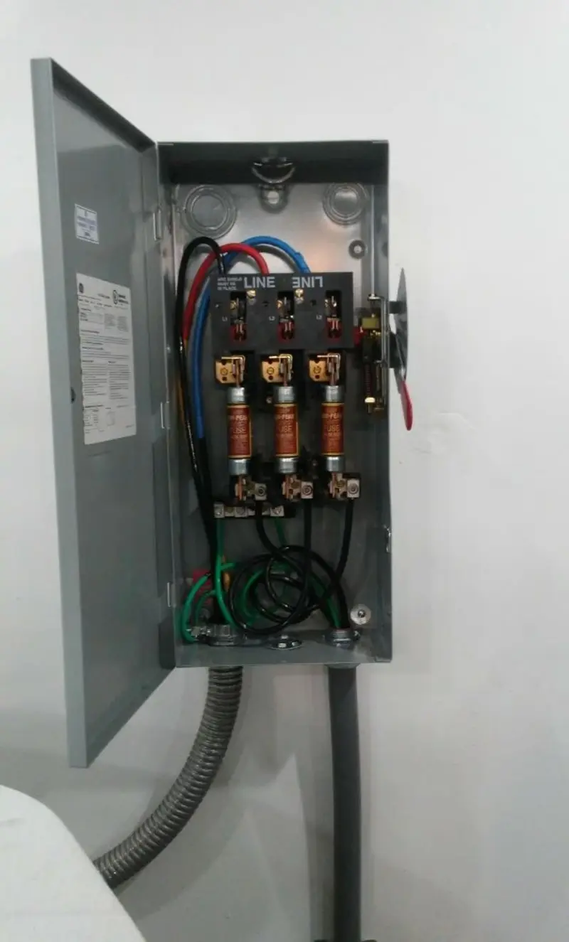 Three-phase disconnect switch installed for Smoke Detector Installation in Chelsea